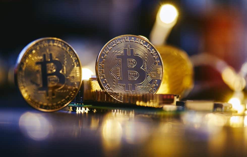 9-februar-2011-der-bitcoin-preis-steigt-erstmalig-ber-1-us-dollar